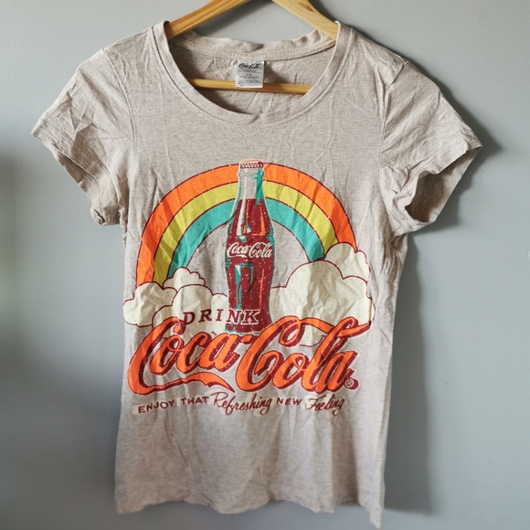 🌻3/$30 (free S/H)🌻Coca Cola T Shirt